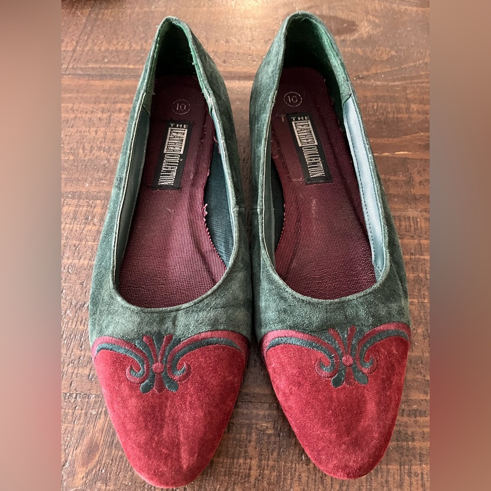 Vintage The Leather Collection Suede Flats Women’s Size 10